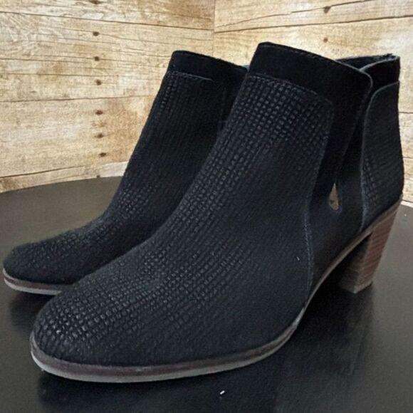 LUCKY BRAND LP-PONIC BLACK SUEDE TEXTURED CASUAL EVERYDAY ANKLE BOOTS SIZE 8M - Picture 4 of 9